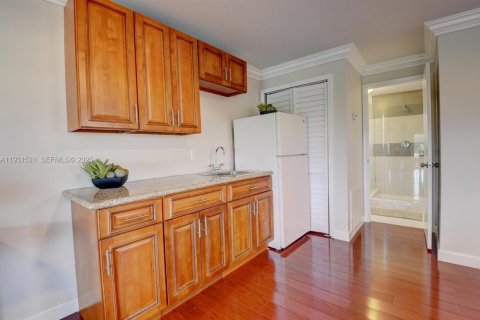 Villa ou maison à louer à Boca Raton, Floride: 6 chambres, 339 m2 № 1990313 - photo 26