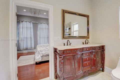 Villa ou maison à louer à Boca Raton, Floride: 6 chambres, 339 m2 № 1990313 - photo 18