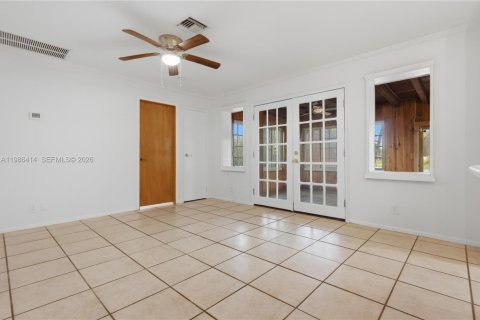 Casa en venta en Dania Beach, Florida, 3 dormitorios, 170.75 m2 № 2048658 - foto 13