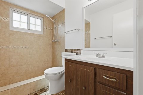 Casa en venta en Dania Beach, Florida, 3 dormitorios, 170.75 m2 № 2048658 - foto 26