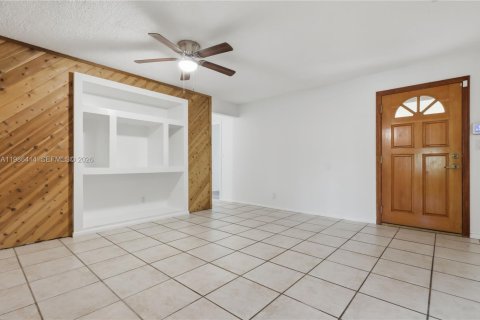 Casa en venta en Dania Beach, Florida, 3 dormitorios, 170.75 m2 № 2048658 - foto 7