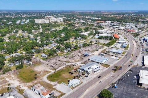 Propiedad comercial en alquiler en Venice, Florida № 1918500 - foto 5