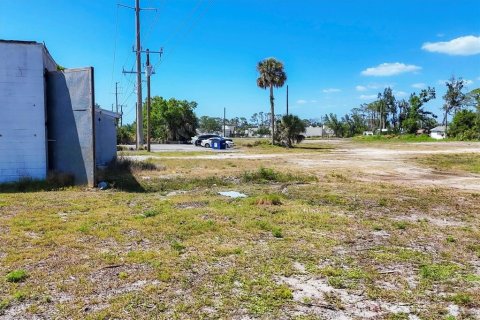 Propiedad comercial en alquiler en Venice, Florida № 1918500 - foto 18