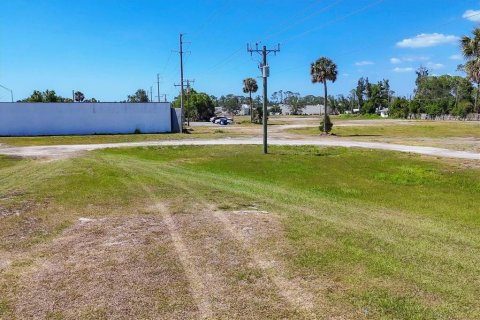 Propiedad comercial en alquiler en Venice, Florida № 1918500 - foto 16