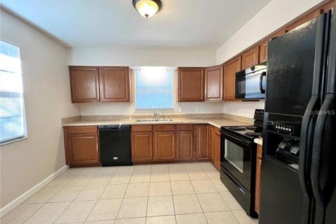 Apartamento en alquiler en Winter Haven, Florida, 2 dormitorios, 66.89 m2 № 2197468 - foto 7