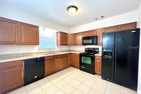 Apartamento en alquiler en Winter Haven, Florida, 2 dormitorios, 66.89 m2 № 2197468 - foto 9