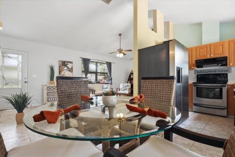 Villa ou maison à vendre à Palm Coast, Floride: 2 chambres, 85.1 m2 № 2143047 - photo 9