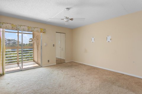 Condo in Coconut Creek, Florida, 2 bedrooms № 2088433 - photo 22