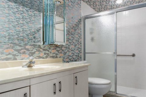 Condo in Coconut Creek, Florida, 2 bedrooms № 2088433 - photo 30