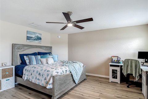 Villa ou maison à vendre à Zephyrhills, Floride: 4 chambres, 158.96 m2 № 1757492 - photo 25