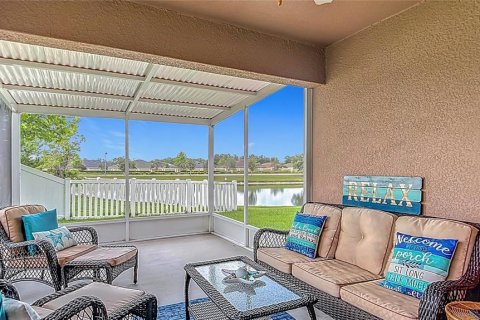 Villa ou maison à vendre à Zephyrhills, Floride: 4 chambres, 158.96 m2 № 1757492 - photo 6