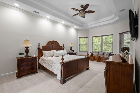 Casa en venta en New Port Richey, Florida, 6 dormitorios, 394.83 m2 № 1902777 - foto 17