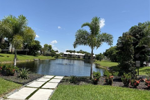 Touwnhouse à vendre à Boca Raton, Floride: 3 chambres, 150.97 m2 № 2172264 - photo 26