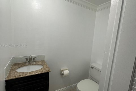 Touwnhouse à vendre à Boca Raton, Floride: 3 chambres, 150.97 m2 № 2172264 - photo 22