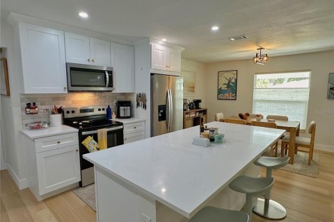 Villa ou maison à vendre à Orlando, Floride: 3 chambres, 148.18 m2 № 2349439 - photo 8