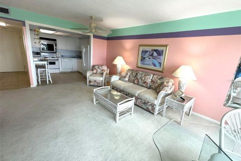 Copropriété à vendre à Saint Petersburg, Floride: 1 chambre, 76.18 m2 № 1918699 - photo 6
