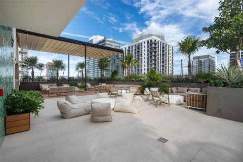 Condominio en venta en Miami, Florida, 32.52 m2 № 1976652 - foto 26