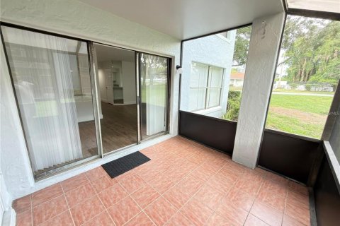 Condo in Orlando, Florida, 2 bedrooms  № 2277313 - photo 18