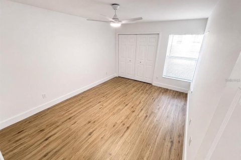 Condo in Orlando, Florida, 2 bedrooms  № 2277313 - photo 22