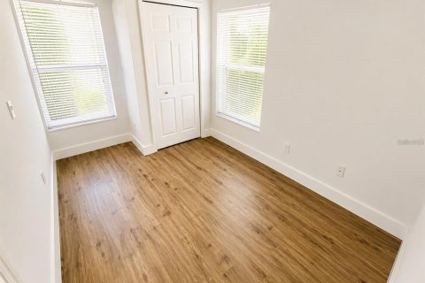 Condo in Orlando, Florida, 2 bedrooms  № 2277313 - photo 25