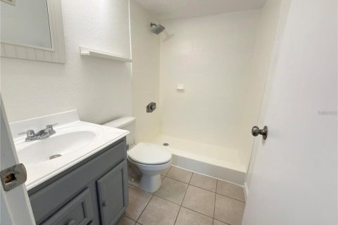 Condo in Orlando, Florida, 2 bedrooms  № 2277313 - photo 23