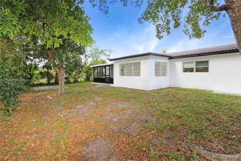 House in Deerfield Beach, Florida 3 bedrooms, 150.04 sq.m. № 1822003 - photo 26