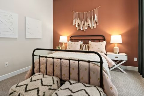 Adosado en venta en Winter Garden, Florida, 3 dormitorios, 261 m2 № 103061 - foto 1