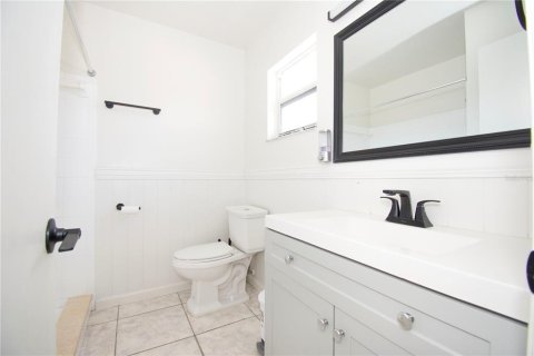 Casa en venta en Tampa, Florida, 3 dormitorios, 125.42 m2 № 1871042 - foto 13