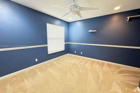 Villa ou maison à louer à Lake Worth, Floride: 4 chambres, 194.44 m2 № 2060267 - photo 9