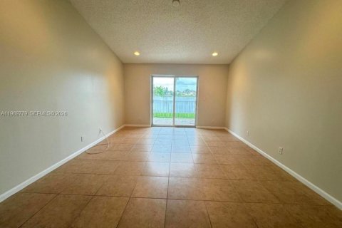 Villa ou maison à louer à Lake Worth, Floride: 4 chambres, 194.44 m2 № 2060267 - photo 14