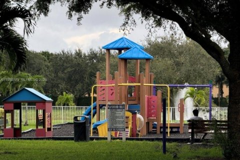 Villa ou maison à louer à Lake Worth, Floride: 4 chambres, 194.44 m2 № 2060267 - photo 28