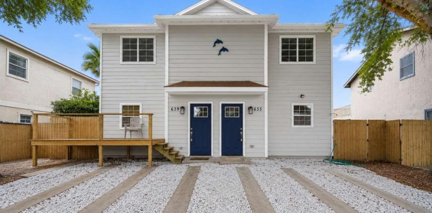 Duplex à Jacksonville Beach, Floride 2 chambres, 97.36 m2 № 2277341