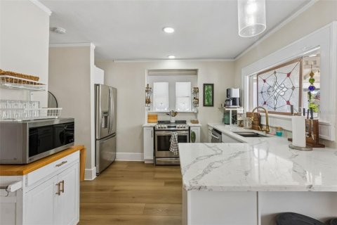 Villa ou maison à vendre à Saint Petersburg, Floride: 1 chambre, 84.91 m2 № 2316613 - photo 10