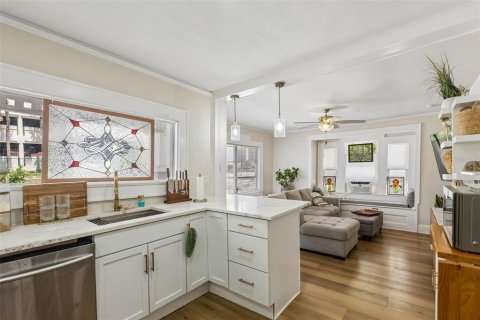 Villa ou maison à vendre à Saint Petersburg, Floride: 1 chambre, 84.91 m2 № 2316613 - photo 7