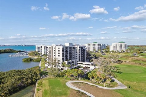 Condo in Belleair, Florida, 2 bedrooms № 2110783 - photo 5