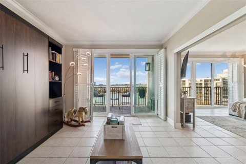 Condo in Belleair, Florida, 2 bedrooms № 2110783 - photo 24