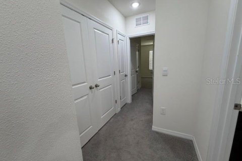 Townhouse in Wesley Chapel, Florida 3 bedrooms, 155.43 sq.m. № 2236446 - photo 22