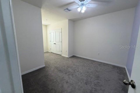 Townhouse in Wesley Chapel, Florida 3 bedrooms, 155.43 sq.m. № 2236446 - photo 27