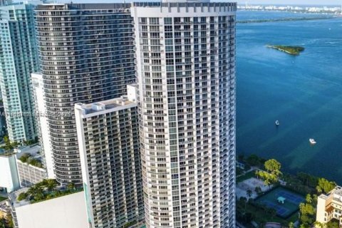 Apartamento en alquiler en Miami, Florida, 1 dormitorio, 73.49 m2 № 1988701 - foto 3