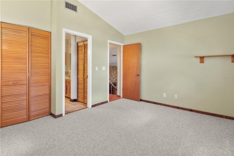 House in Saint Petersburg, Florida 3 bedrooms, 181.72 sq.m. № 1511632 - photo 12