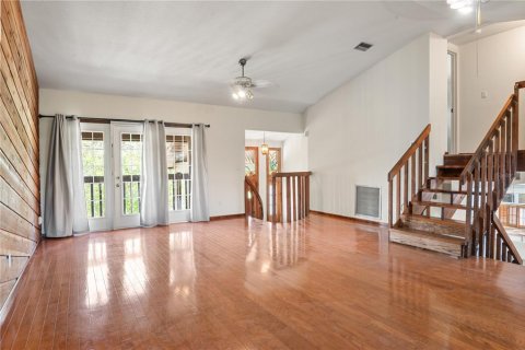 House in Saint Petersburg, Florida 3 bedrooms, 181.72 sq.m. № 1511632 - photo 21