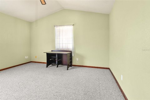 House in Saint Petersburg, Florida 3 bedrooms, 181.72 sq.m. № 1511632 - photo 10