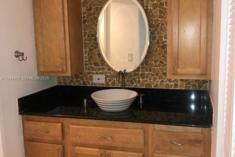 Снять в аренду кондоминиум в Санни-Айлс-Бич, Флорида 1 спальня, 71.26м2, № 2004732 - фото 4