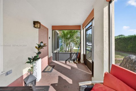 Villa ou maison à louer à Miami, Floride: 3 chambres, 104.52 m2 № 1997618 - photo 6