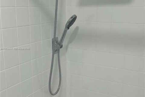 Снять в аренду коммерческую недвижимость в Хомстед, Флорида 1 спальня, 164.62м2, № 2017893 - фото 6