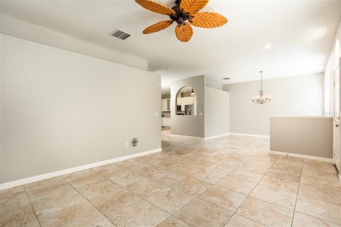 Casa en venta en Orlando, Florida, 4 dormitorios, 273.88 m2 № 2196607 - foto 19