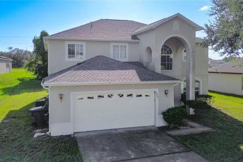 House in Poinciana, Florida 4 bedrooms, 260.68 sq.m. № 2364770