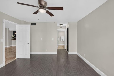 Copropriété à vendre à Boca Raton, Floride: 2 chambres, 104.98 m2 № 2412208 - photo 20