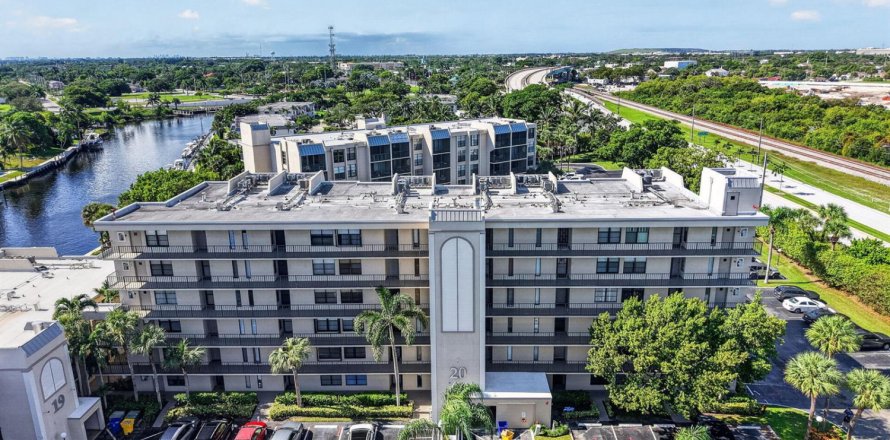 Condo à Boca Raton, Floride, 2 chambres  № 2412208