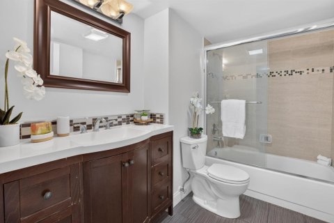 Copropriété à vendre à Boca Raton, Floride: 2 chambres, 104.98 m2 № 2412208 - photo 29
